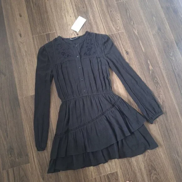 NWT Zara Black Tiered Embroidered Mini Dress Lined 100% Cotton - Picture 2 of 9